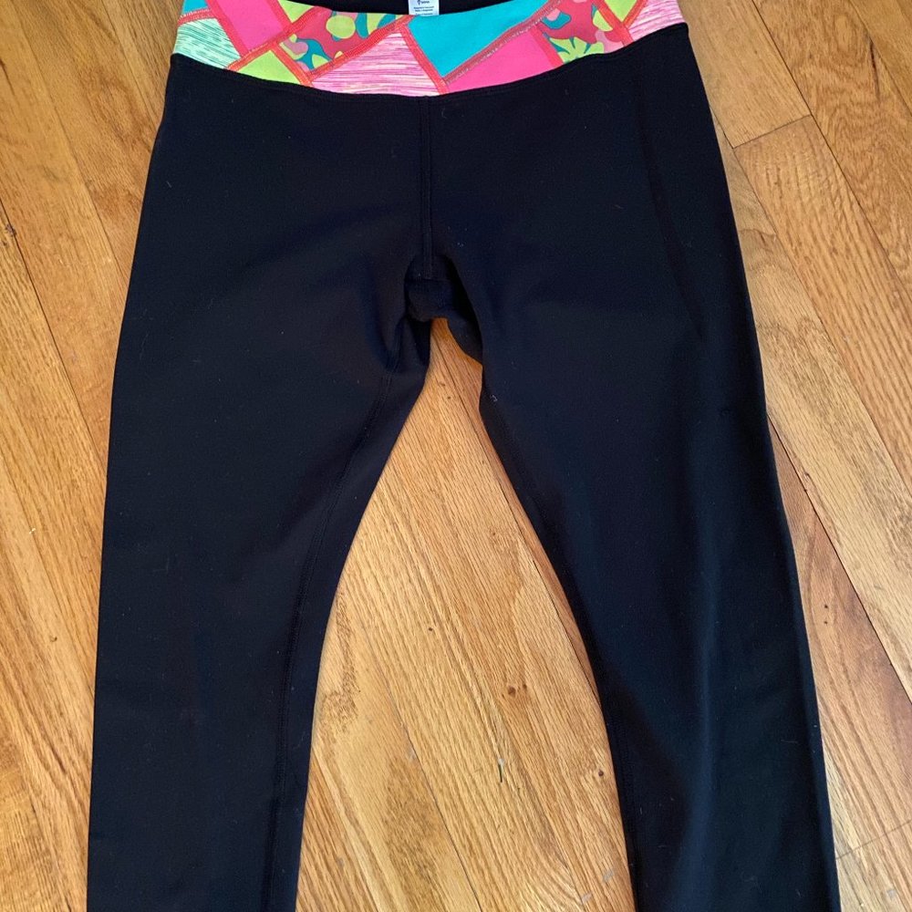 Ivivva by Lululemon Girls Reversible Crop Leggings